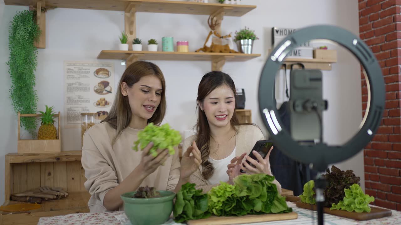 詳情圖-《漂亮女人》正在直播銷售健康食品。
