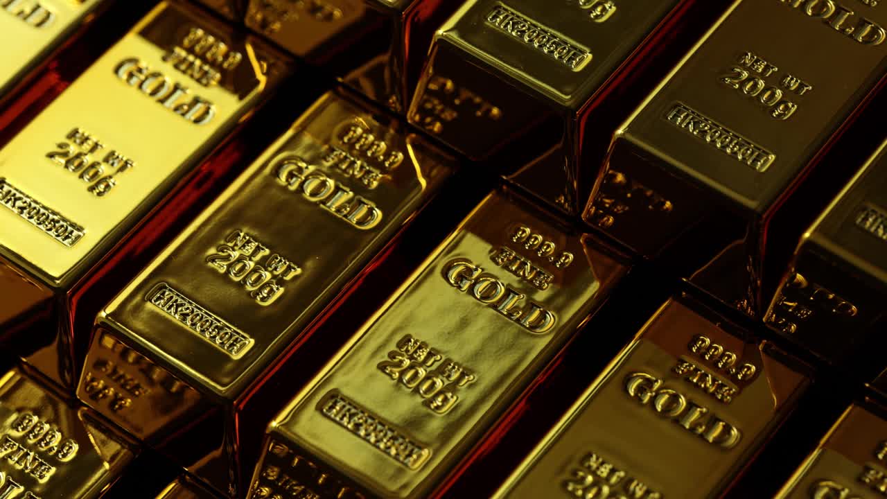 堆放在银行仓库存放场所的金条