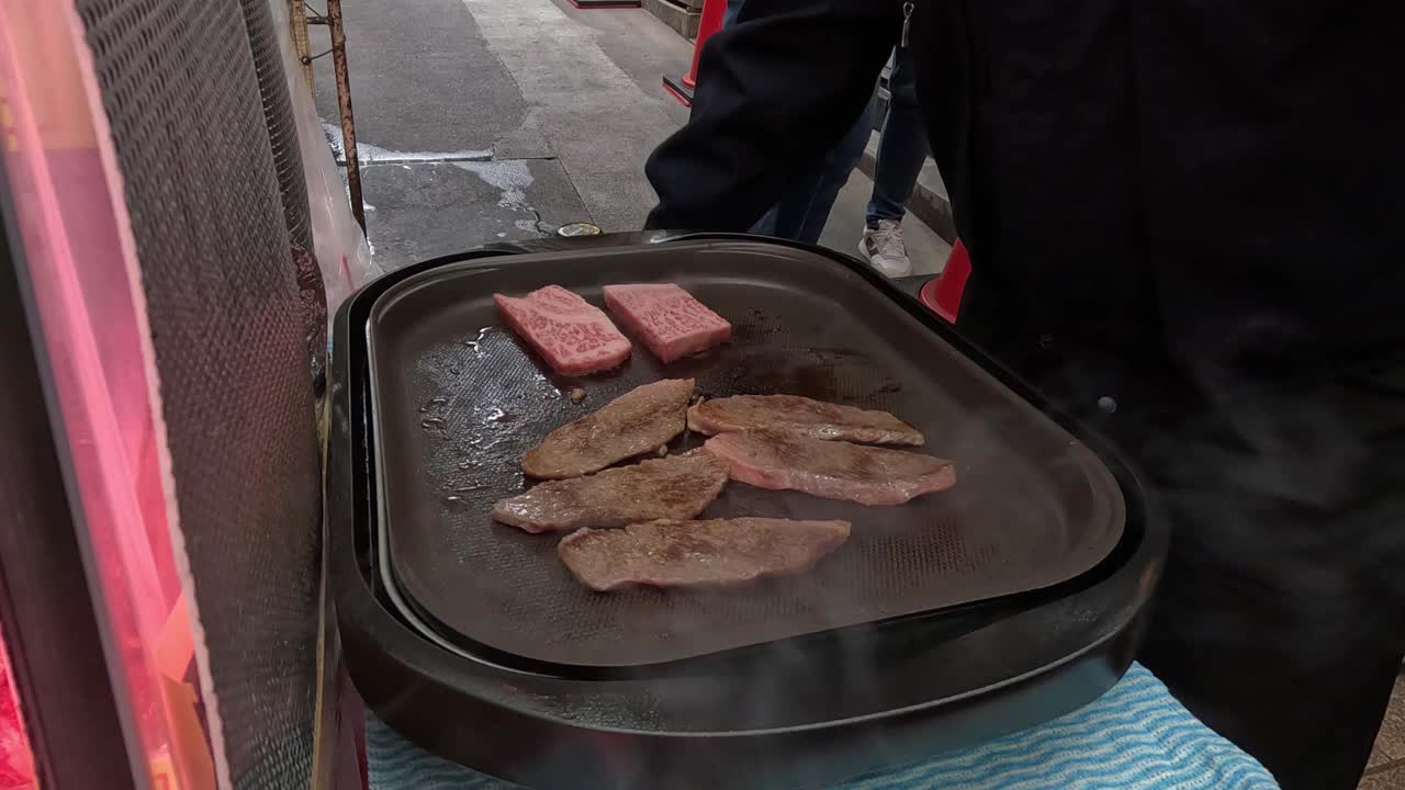 神户牛肉烹饪示范