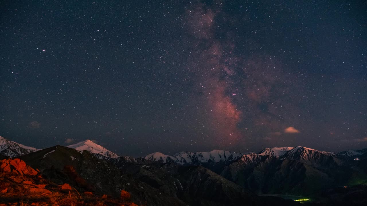 山脉夜空时间流逝