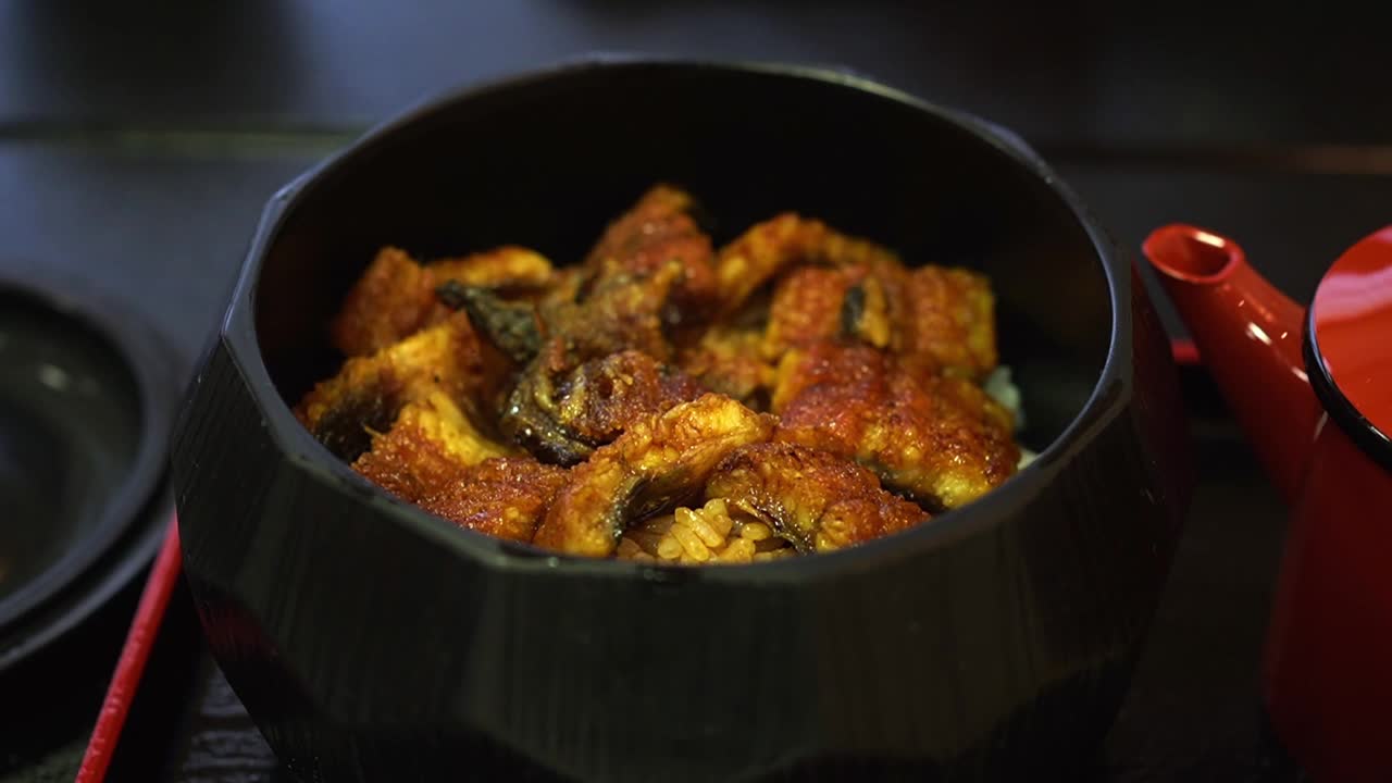Unagi Hitsumabushi烤鳗鱼碗