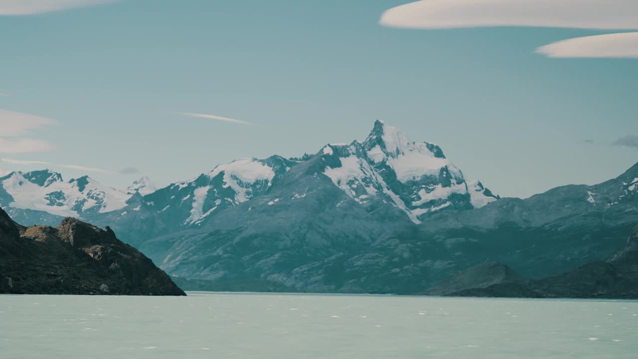 冰川从阿根廷湖，巴塔哥尼亚景观，阿根廷- POV