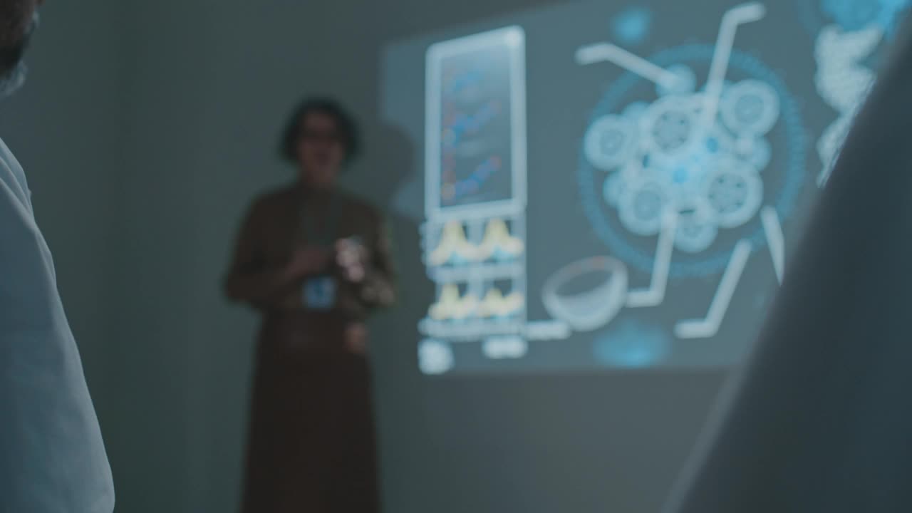 匿名医生之手在医学会议上鼓掌演讲