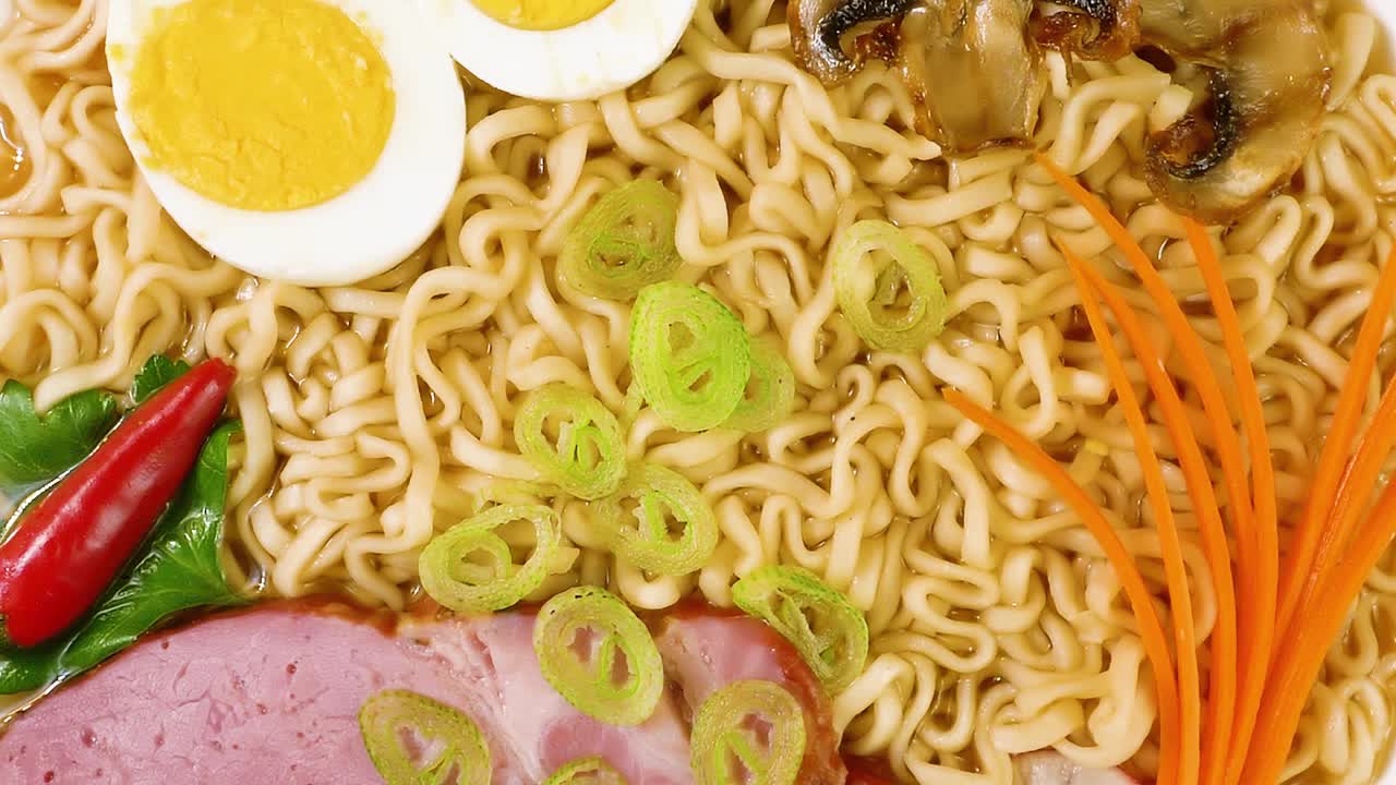 传统的拉面