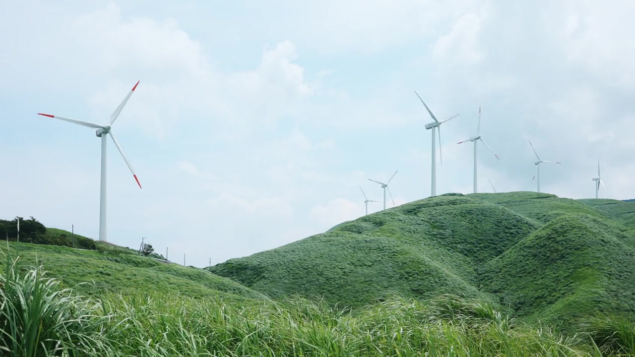 詳情圖-麻生西原風電場:可持續(xù)風力發(fā)電廠
