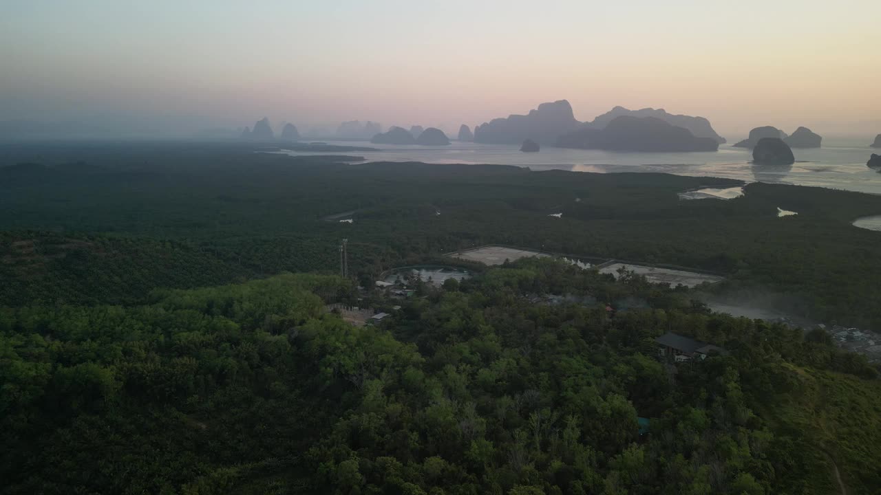 泰国甲米省Samet Nangshe观景台鸟瞰图