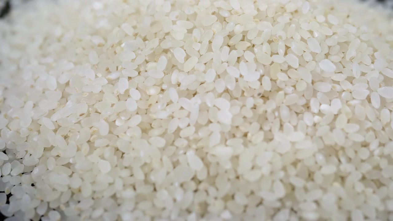 詳情圖-日本大米白色粗粒的慢鏡頭特寫(xiě)
