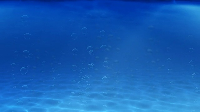 在水里泡泡