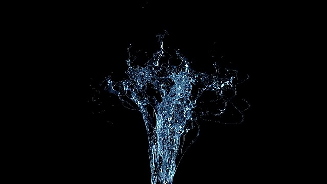 水在黑色上流动