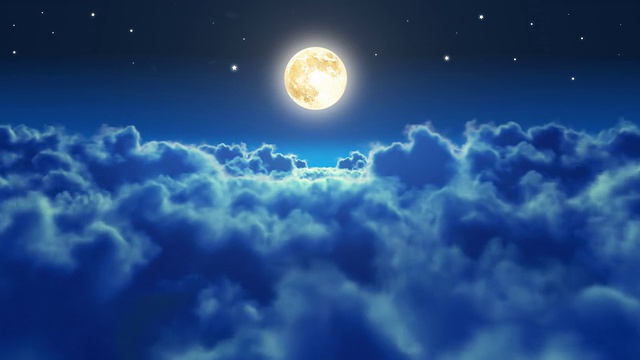 详情图-在有月亮的夜晚飞过云。循环。