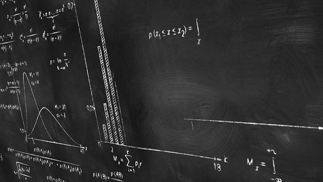 黑板上的数学物理公式