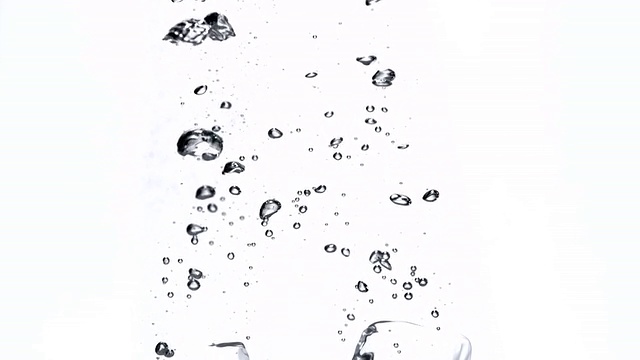 詳情圖-冰塊在水中，慢動作