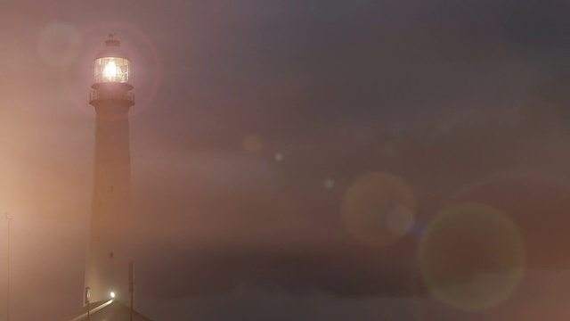 詳情圖-燈塔在夜晚/黃昏與鏡頭光暈