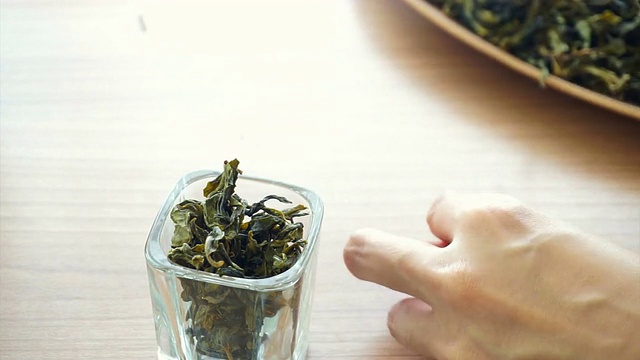詳情圖-手置干綠茶葉