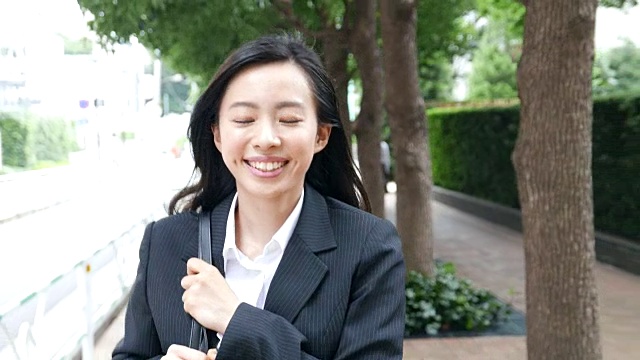 商业女人走