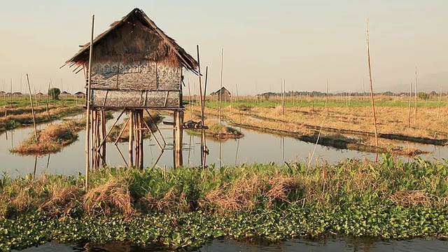 Inle湖浮动花园房子