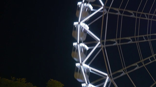 夜光摩天轮骑4k西班牙