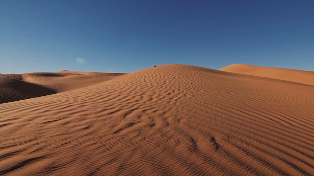 詳情圖-撒哈拉沙漠的景色，清晨的沙丘美妙無比