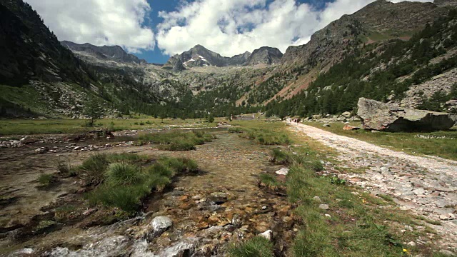 瓦拉斯科山谷