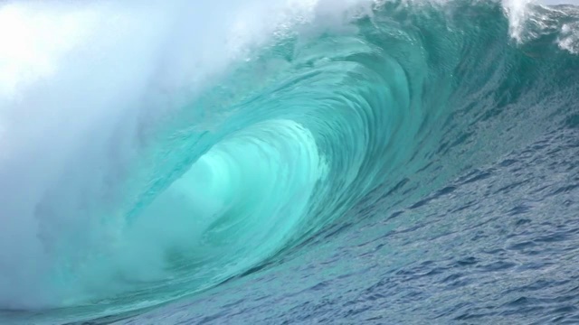 詳情圖-慢鏡頭特寫:大茶樹的波浪破碎濺起水花