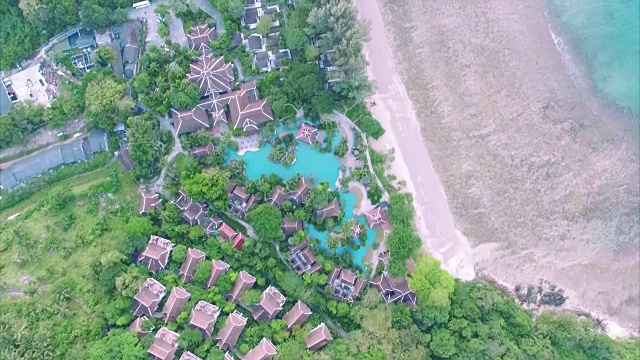 詳情圖-普吉島泰國懸停然后輕微移動拍攝的海灘住宅