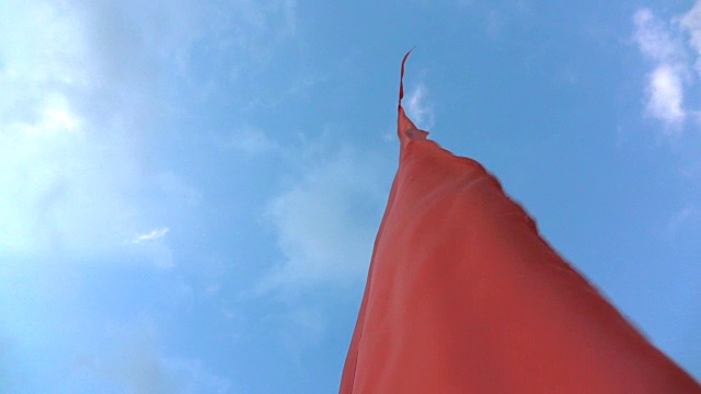 詳情圖-紅旗迎風(fēng)飄揚(yáng)的慢鏡頭