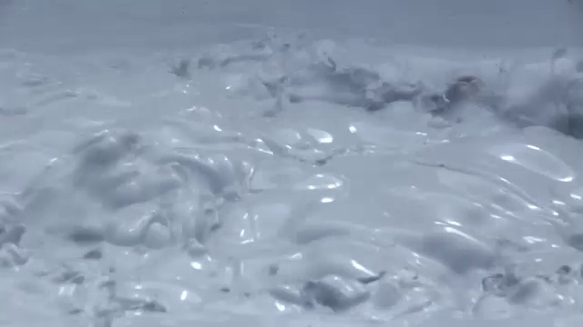 沸腾的泥浆接近火山温泉火山fumerole天冰岛
