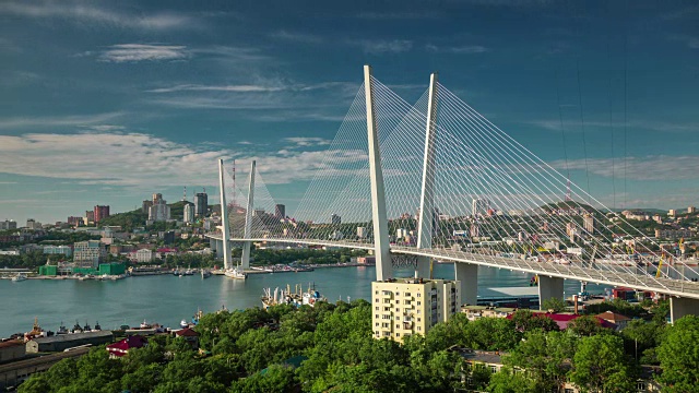 俄罗斯海参崴著名城市大桥湾全景4k时间推移