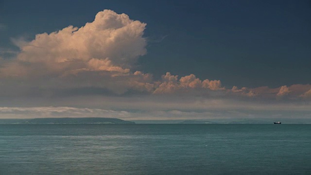 俄罗斯海参崴日落天空湾滨水全景4k时间推移