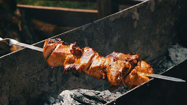 詳情圖-烤制的烤肉
