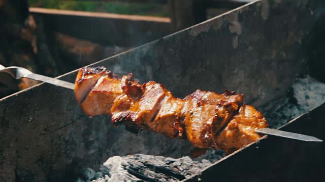 詳情圖-烤制的烤肉