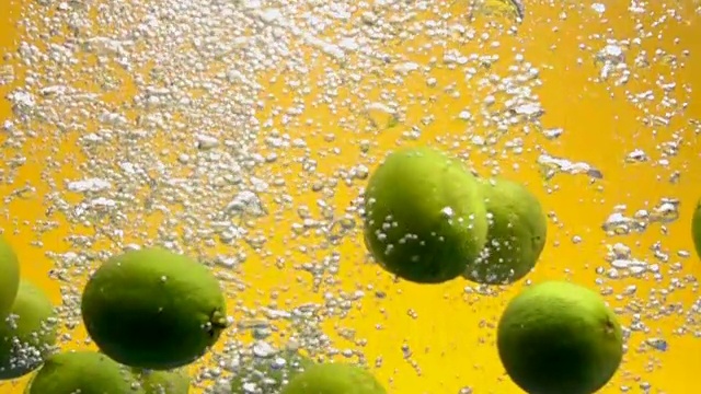 詳情圖-整個酸橙掉進水里