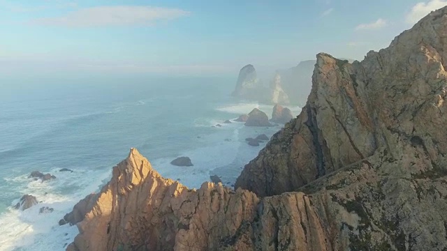 详情图-史诗悬崖和海浪视图