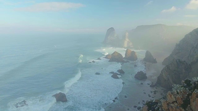 详情图-史诗悬崖和海浪视图