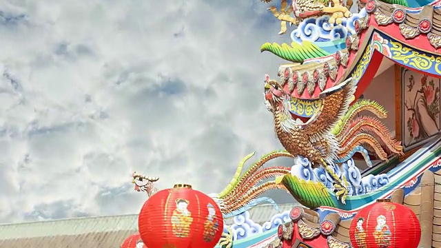 詳情圖-時(shí)間流逝中國(guó)鳳凰在寺廟屋頂
