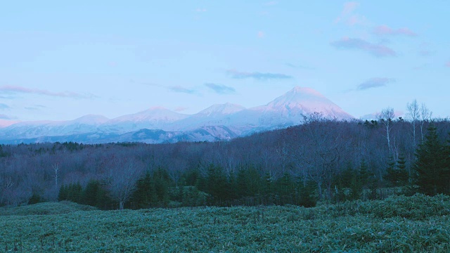 日本北海道知床国家公园的罗须山，4K拍摄