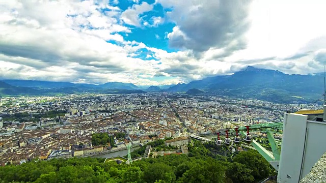 法国格勒诺布尔市风景如画的鸟瞰图