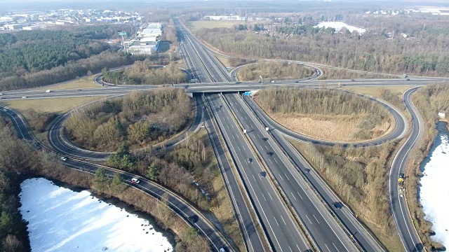 公路立交鸟瞰图