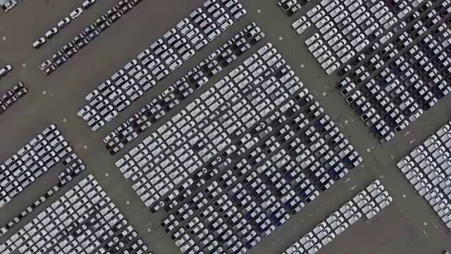 空中俯瞰新停车场
