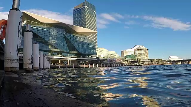 慢动作录像:达令港沿岸洋流