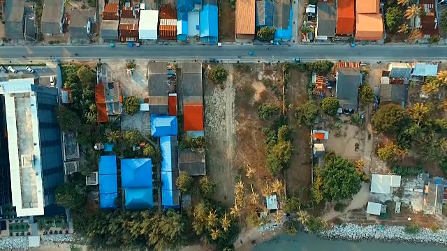 鸟瞰图的美丽的海滩klong湾区巴珠基里汗南部的泰国