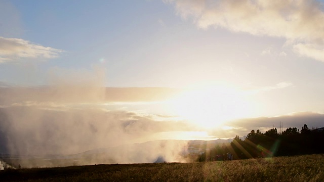 Strokkur Geysir，冰岛