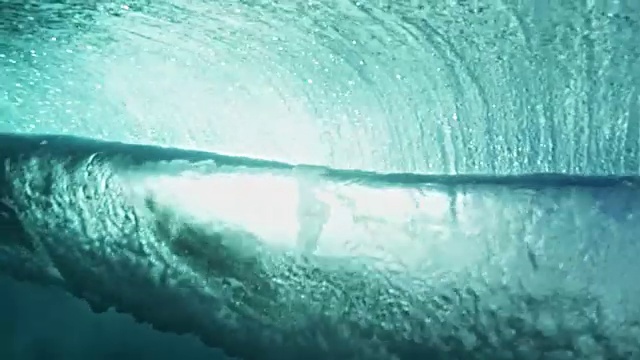 详情图-水下海浪视图