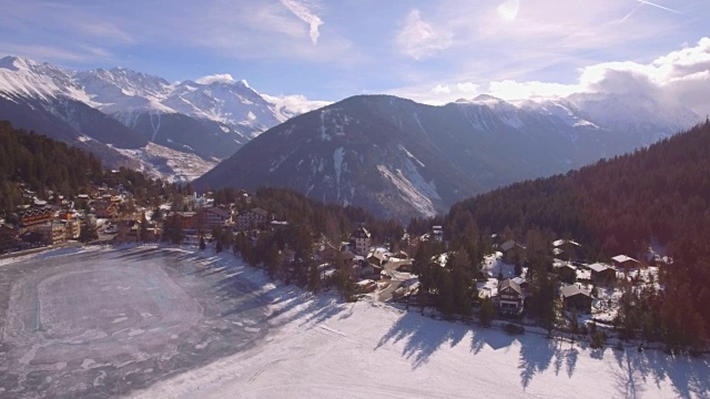 Champex-Lac溜冰场-空中4K