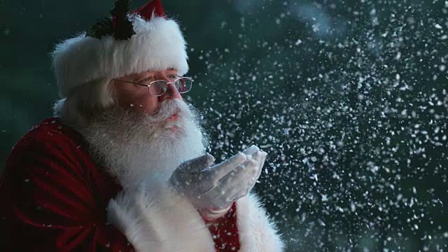 詳情圖-圣誕老人用慢動作從手上吹雪