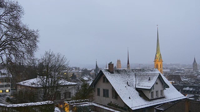 瑞士黄昏冬季著名的苏黎世观景台雪景全景4k