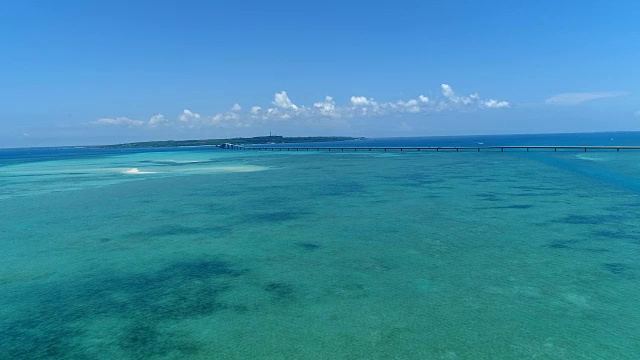 日本冲绳美丽的海景