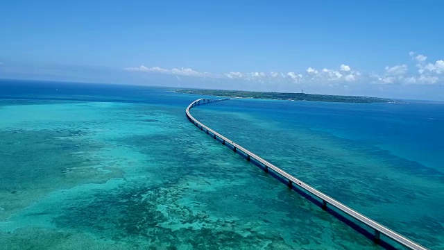 日本冲绳美丽的海景