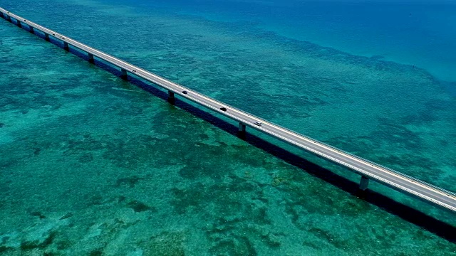 日本冲绳美丽的海景