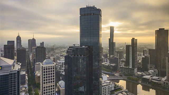 墨尔本城市天际线的日出。4k时间流逝。
